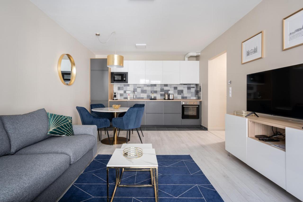 Navy Angel Apartment With Balcony Budapest Exterior foto