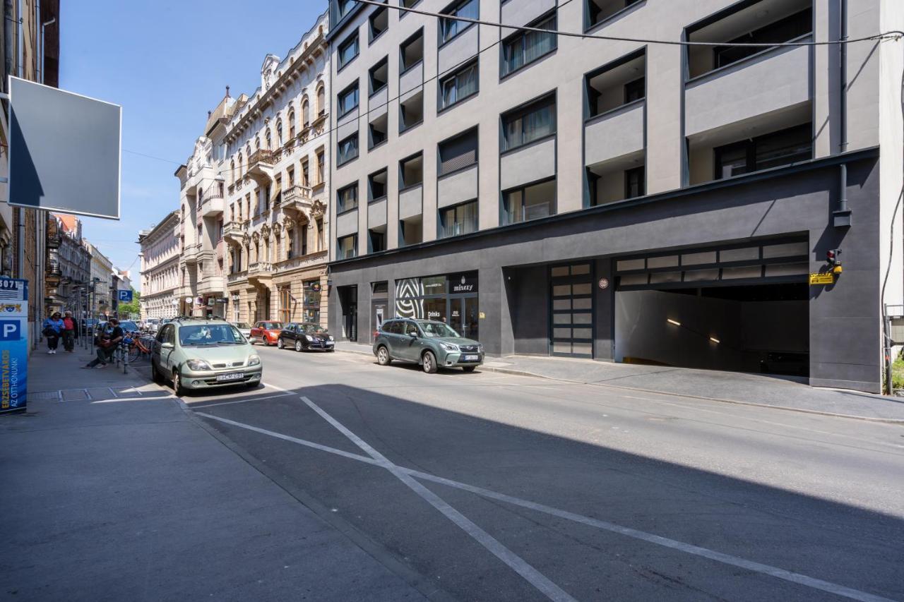 Navy Angel Apartment With Balcony Budapest Exterior foto